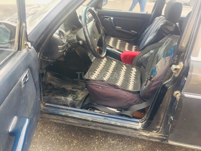 Mercedes  1985, 224,041 km - 3.0 l - Sumqayıt