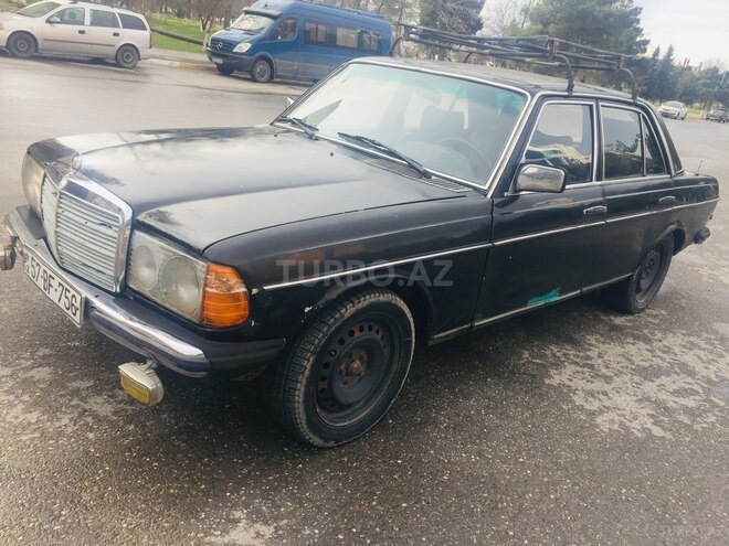 Mercedes  1985, 224,041 km - 3.0 l - Sumqayıt