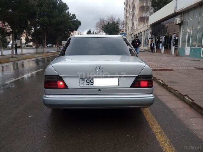 Mercedes E 230 1992, 430,000 km - 2.3 l - Sumqayıt