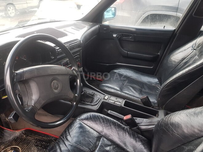 BMW 520 1991, 320,000 km - 2.0 l - Bakı