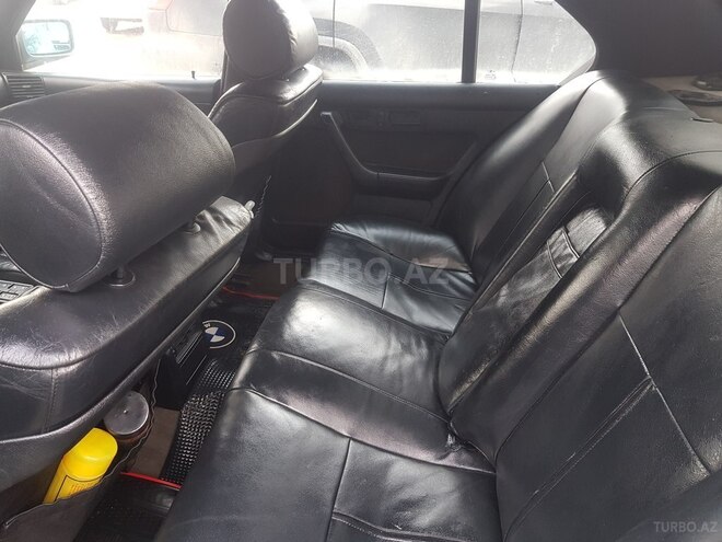 BMW 520 1991, 320,000 km - 2.0 l - Bakı