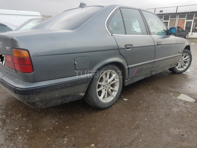BMW 520 1991, 320,000 km - 2.0 l - Bakı