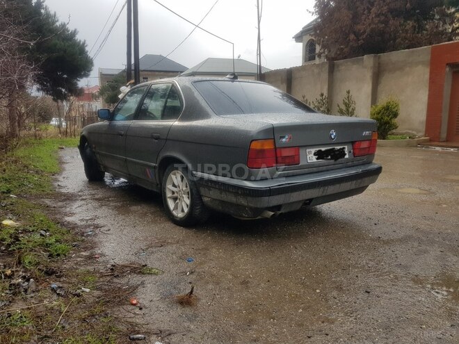 BMW 520 1991, 320,000 km - 2.0 l - Bakı