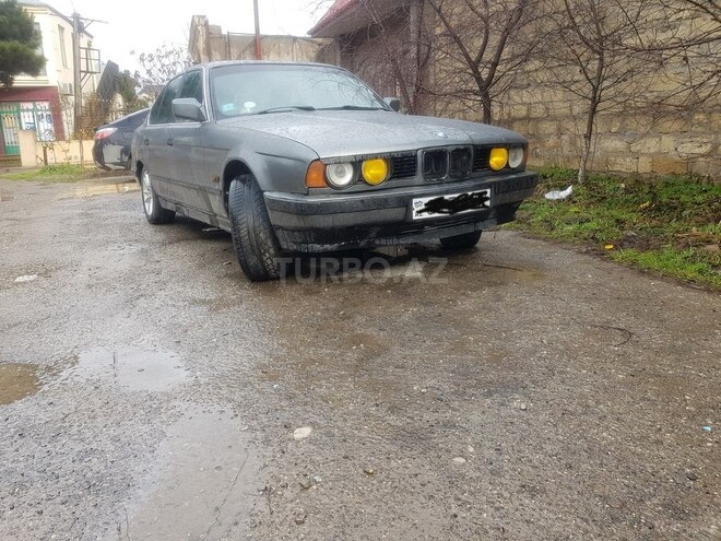 BMW 520 1991, 320,000 km - 2.0 l - Bakı