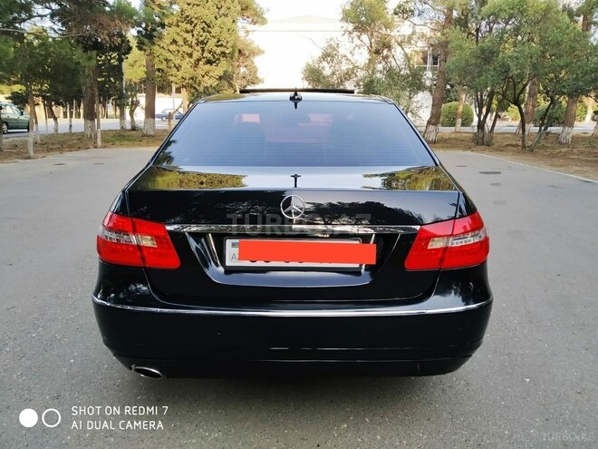 Mercedes E 200 2010, 256,000 km - 2.0 l - Sumqayıt