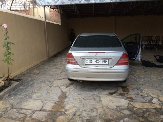 Mercedes C 200 2000, 434,000 km - 2.0 l - Ağstafa