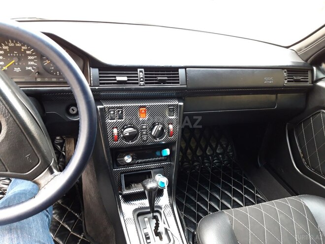 Mercedes E 220 1995, 437,000 km - 2.2 l - Bakı