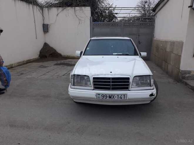 Mercedes E 200 1994, 293,850 km - 2.0 л - Şirvan