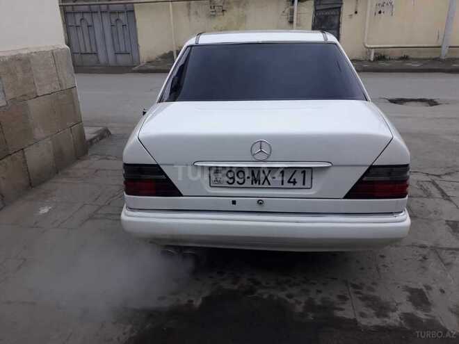Mercedes E 200 1994, 293,850 km - 2.0 л - Şirvan