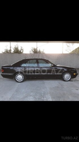 Mercedes E 320 2001, 185,158 km - 3.2 л - İmişli
