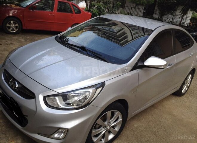 Hyundai Accent 2011, 130,000 km - 1.6 l - Sumqayıt