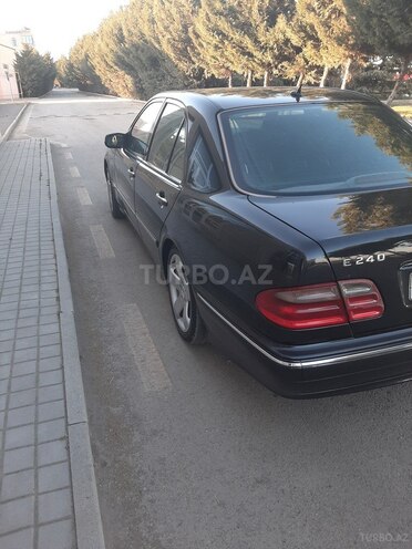 Mercedes E 240 2000, 293,000 km - 2.4 l - Bakı
