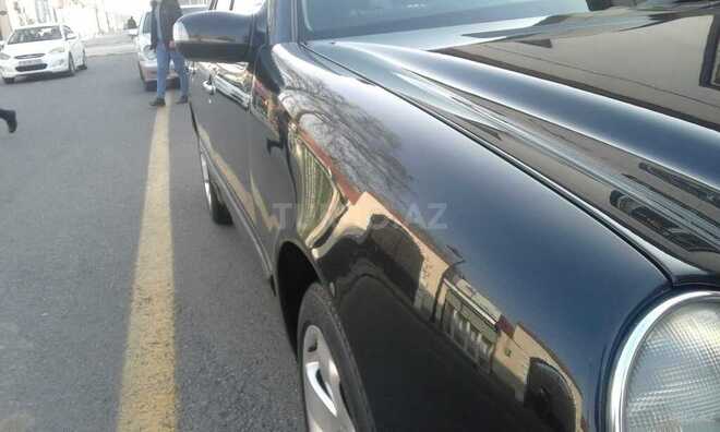 Mercedes E 240 2000, 293,000 km - 2.4 l - Bakı