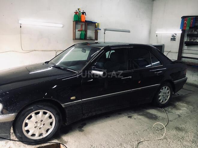 Mercedes C 240 2000, 295,000 km - 2.4 l - Sumqayıt