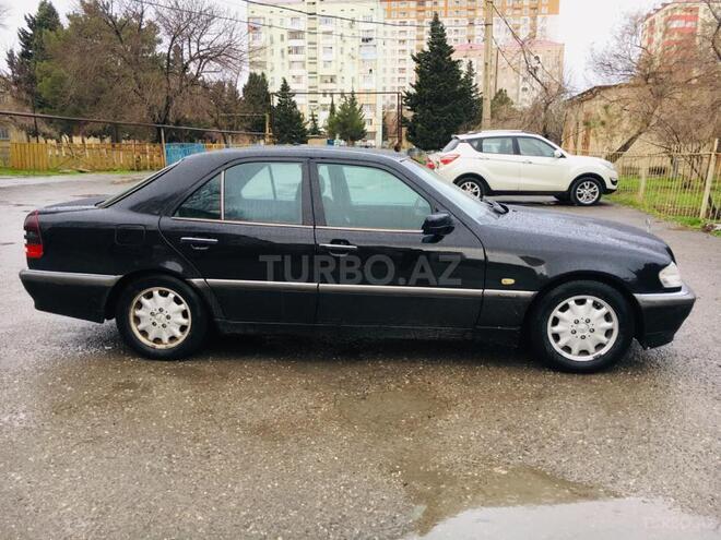 Mercedes C 240 2000, 295,000 km - 2.4 l - Sumqayıt