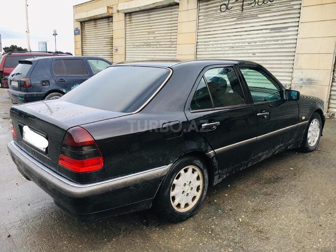 Mercedes C 240 2000, 295,000 km - 2.4 l - Sumqayıt