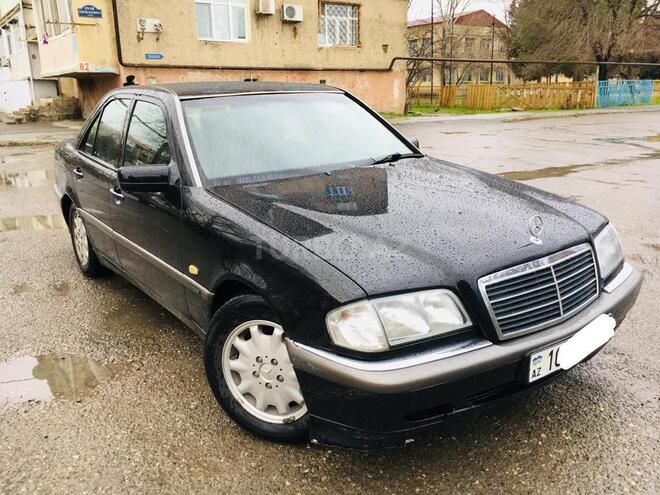Mercedes C 240 2000, 295,000 km - 2.4 l - Sumqayıt