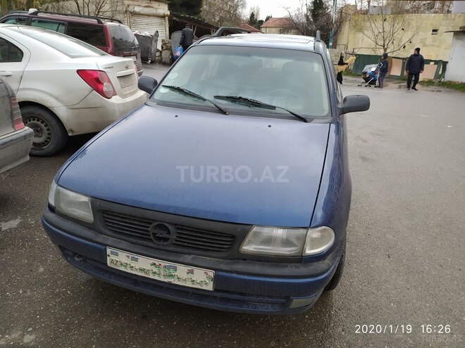 Opel Astra 1996, 231,000 km - 1.6 л - Bakı