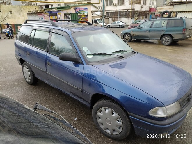 Opel Astra 1996, 231,000 km - 1.6 л - Bakı