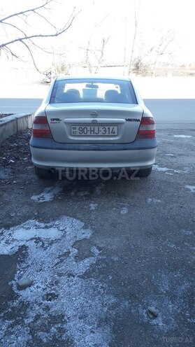 Opel Vectra 1996, 445,858 km - 1.6 l - Quba