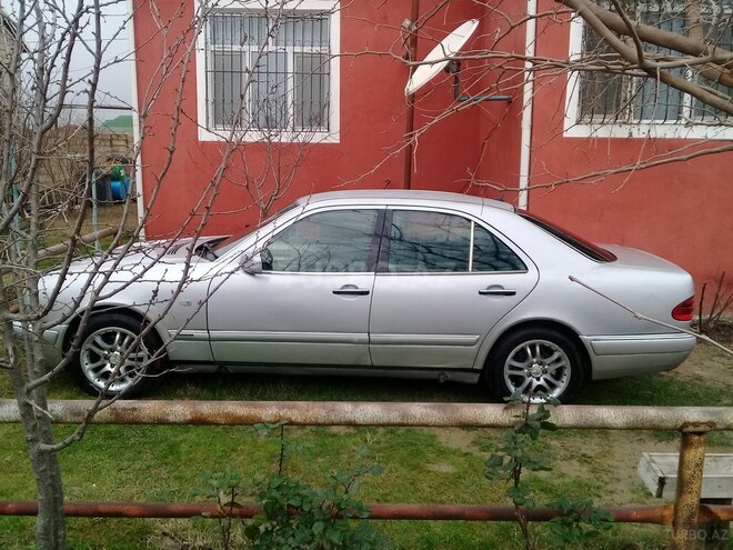 Mercedes E 250 1996, 380,200 km - 0.3 l - Bakı