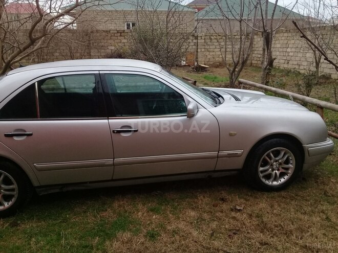Mercedes E 250 1996, 380,200 km - 0.3 l - Bakı