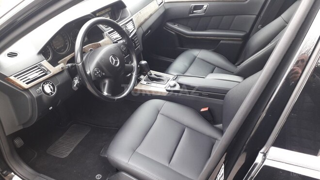 Mercedes E 220 2009, 164,000 km - 2.2 l - Bakı