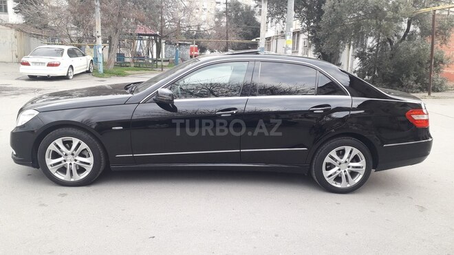 Mercedes E 220 2009, 164,000 km - 2.2 l - Bakı