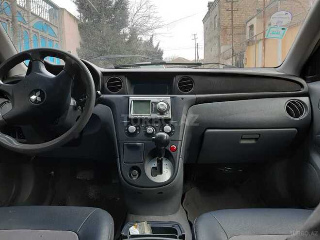 Mitsubishi Airtrek 2001, 230,000 km - 2.0 л - Bakı