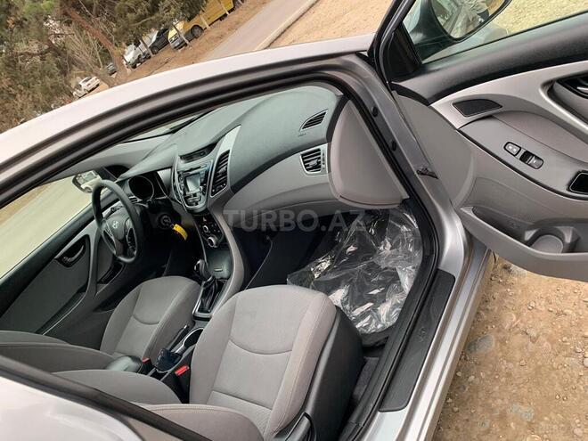 Hyundai Elantra 2015, 50,000 km - 1.8 л - Bakı