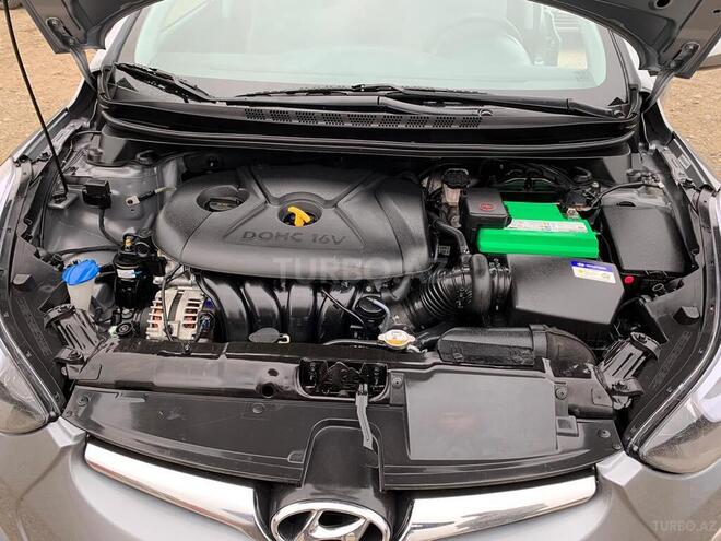 Hyundai Elantra 2015, 50,000 km - 1.8 л - Bakı