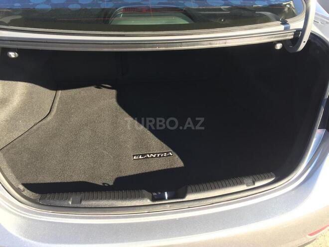 Hyundai Elantra 2015, 50,000 km - 1.8 л - Bakı
