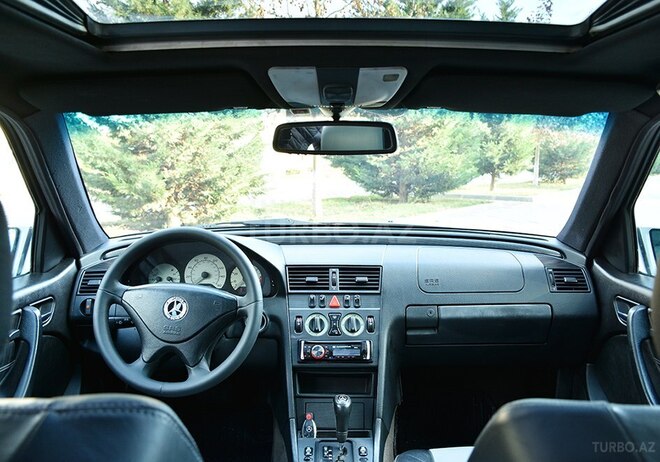 Mercedes C 230 2000, 235,000 km - 2.3 l - İmişli