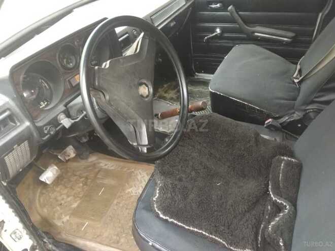 GAZ 24 1985, 140,000 km - 2.4 l - Bakı