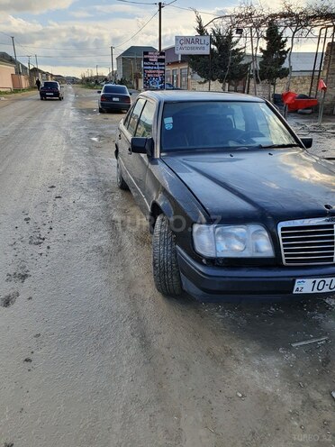 Mercedes E 280 1993, 350,000 km - 2.8 l - Bakı