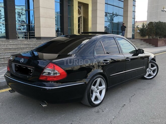 Mercedes E 240 2004, 312,000 km - 2.4 l - Sumqayıt