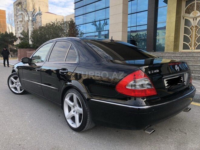 Mercedes E 240 2004, 312,000 km - 2.4 l - Sumqayıt