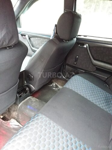Mercedes C 220 1996, 320,000 km - 2.2 l - Bakı
