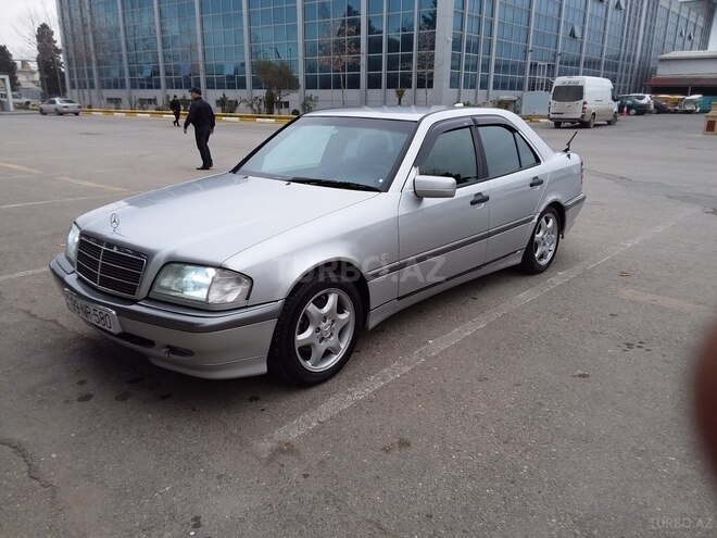 Mercedes C 220 1996, 320,000 km - 2.2 l - Bakı