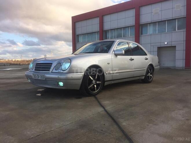 Mercedes E 240 1998, 287,000 km - 2.4 l - Sumqayıt