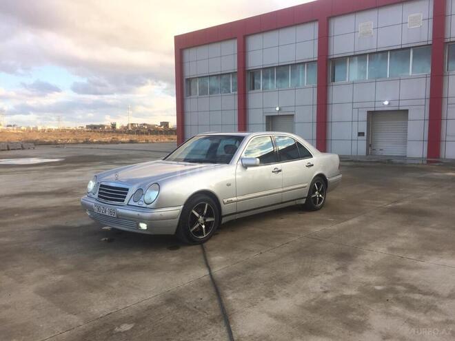 Mercedes E 240 1998, 287,000 km - 2.4 l - Sumqayıt
