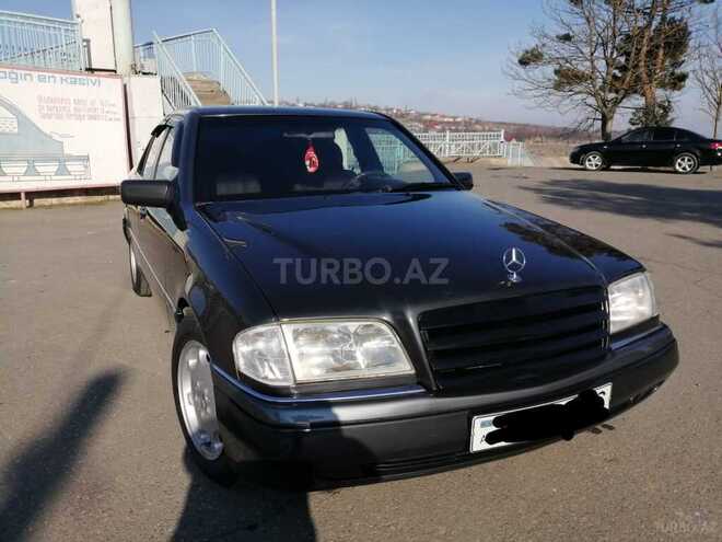 Mercedes C 220 1994, 565,000 km - 2.2 l - Quba