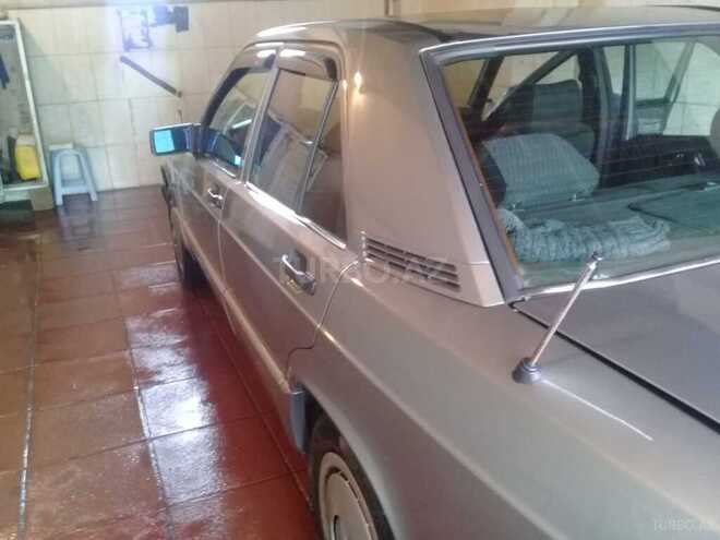 Mercedes 190 1992, 38,000 km - 1.8 l - Masallı