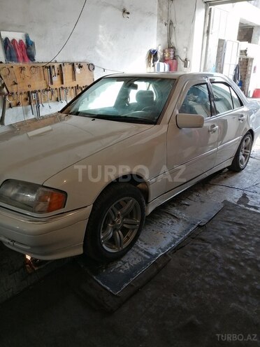 Mercedes C 220 1994, 300,000 km - 2.2 l - Bakı