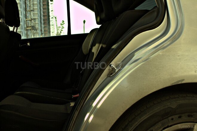 Volkswagen Bora 2000, 225,000 km - 2.3 l - Bakı