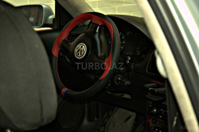 Volkswagen Bora 2000, 225,000 km - 2.3 l - Bakı