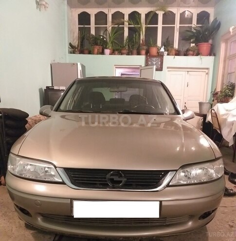 Opel Vectra 1999, 400,000 km - 1.6 l - Gəncə