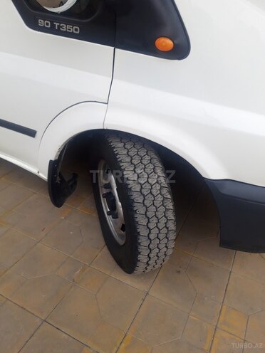 Ford Transit 2005, 256,323 km - 2.4 л - Samux