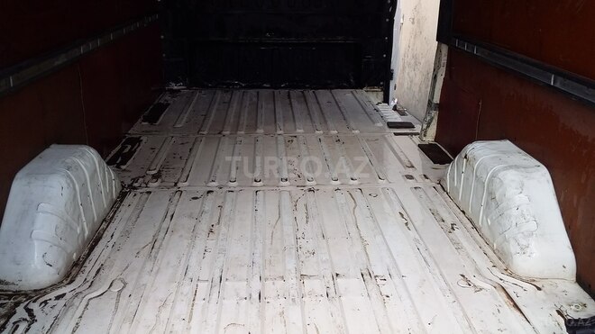 Ford Transit 2005, 256,323 km - 2.4 л - Samux