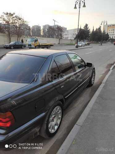 BMW 316 1993, 245,000 km - 1.6 л - Bakı
